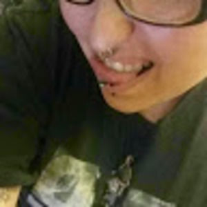 Meet your Posher, Dee